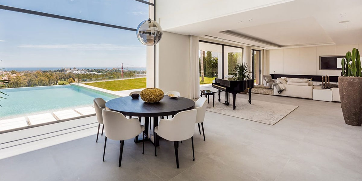 ساخت ویلاهای پیش ساخته شیشه‌ ای مدرن در ایران