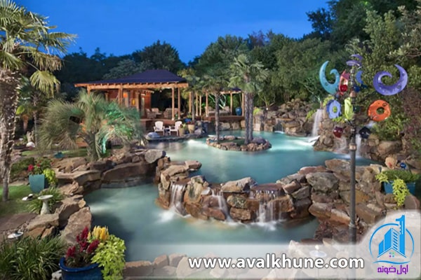 استخر خانوادگی در ویلا یا باغ با یک منظره شاد استخر خانوادگی در ویلا یا باغ با یک منظره شاد