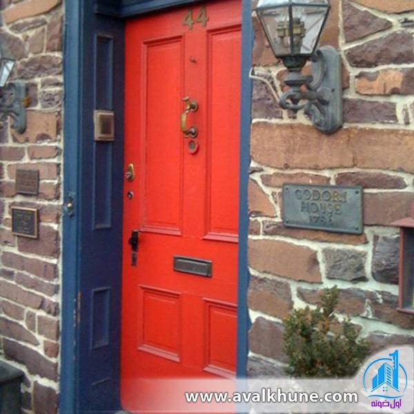 رنگ آمیزی درب ورودی ویلا رنگ آمیزی درب ورودی ویلا