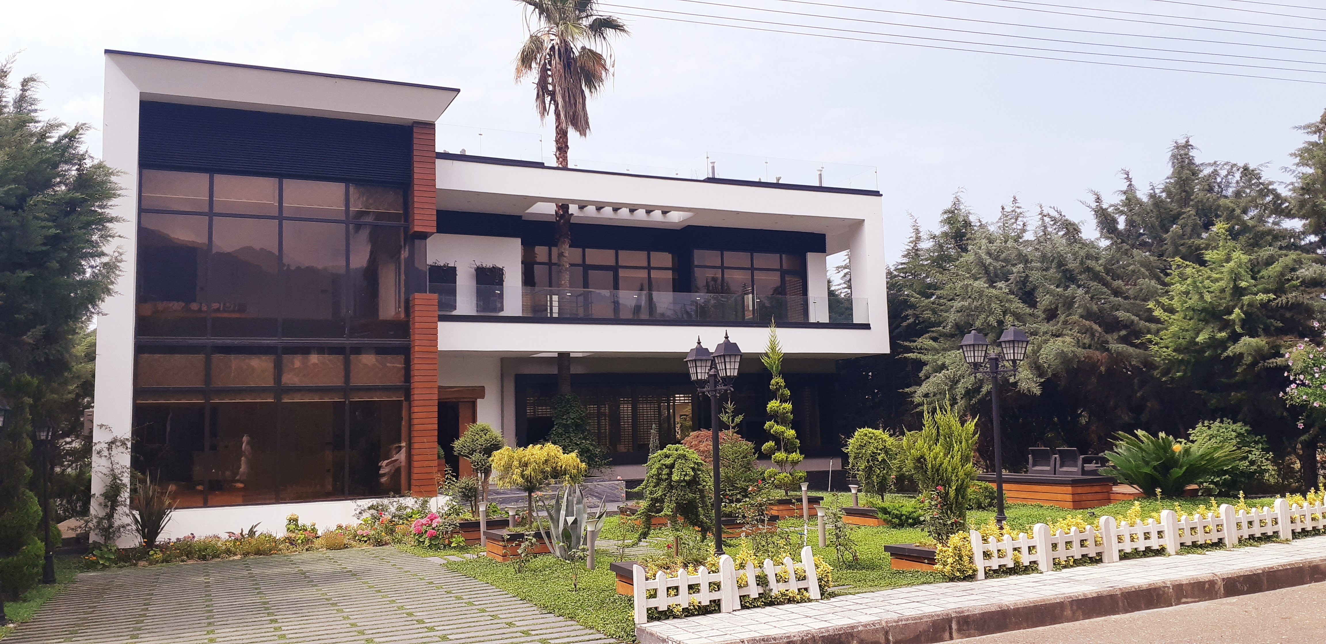 خرید ویلا سوپر لاکچری مدرن