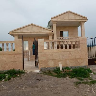 ویلا نیم پیلوت با ویو جنگل