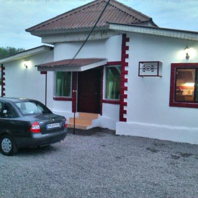 ویلا باغ فلت با 500 متر زمین