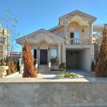 ویلا نیم پیلوت در منطقه ای برند