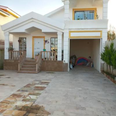 ویلا نیم پیلوت نما رومی