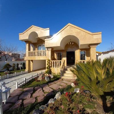 باغ ویلا نیم پیلوت در چمستان