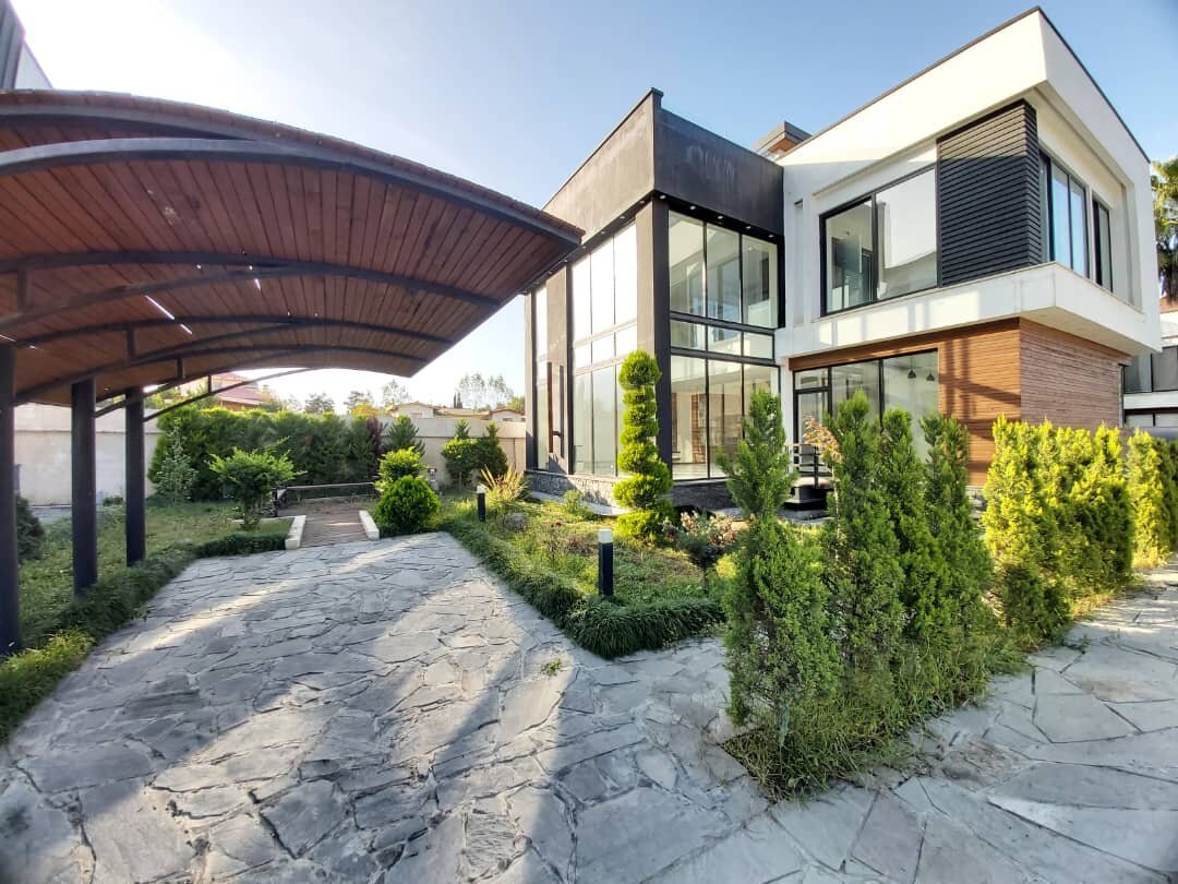 ویلا مدرن در قواره چهارم دریا