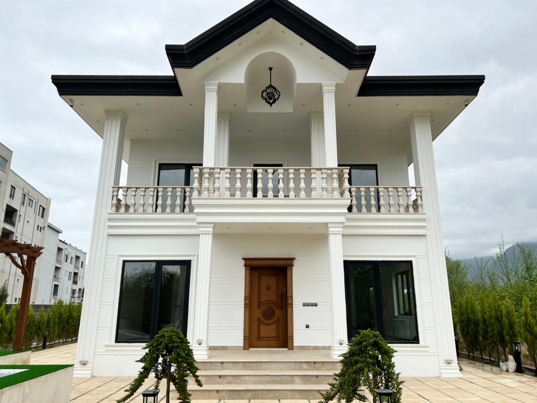 ویلا نما کلاسیک با ویو بی نظیر