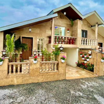 خرید ویلا نیم پیلوت جنگلی