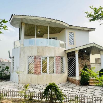 ویلا با طراحی خاص در منطقه برند