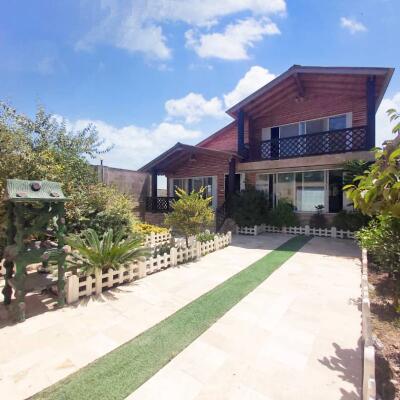 ویلا نیم پیلوت استخردار در نعمت آباد