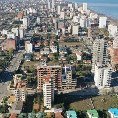 خرید زمین ساحلی در خط دریا