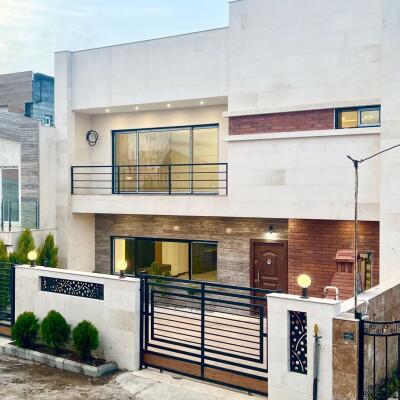 ویلا دوبلکس نما مدرن با سند تک برگ