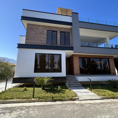 خرید ویلا ساحلی در نوشهر (پلاک دوم دریا)