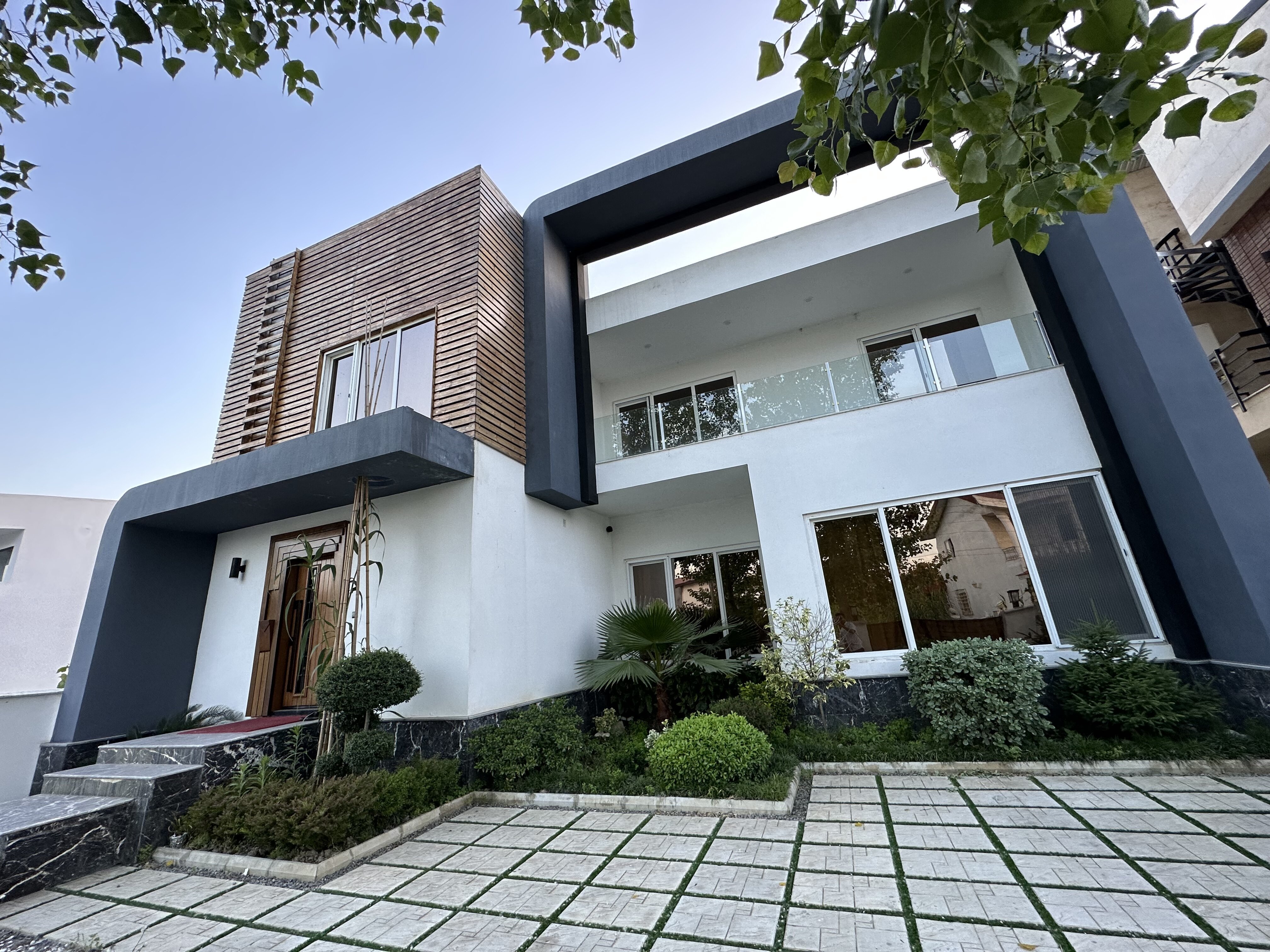 ویلای مدرن شهرکی ساحلی سرخرود