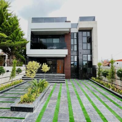 ویلا تریبلکس 300 متری استخردار