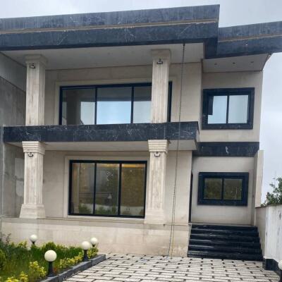 خرید ویلا دوبلکس سنددار در حوزه شهری محمودآباد
