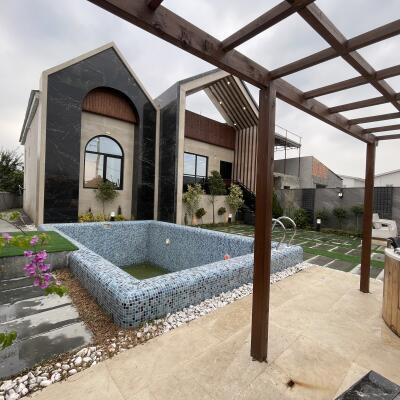 ویلا نما انگلیسی جذاب با استخر