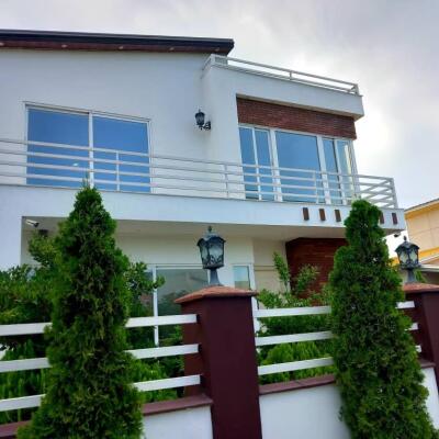 ویلا نما مدرن با مدارک تکمیل و ۷ دقیقه ای دریا