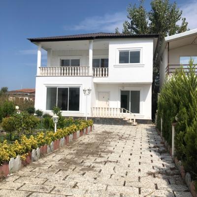 خرید ویلا داخل شهرک معتبر