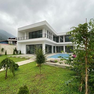 خرید ویلا مدرن کنار جنگل نوشهر