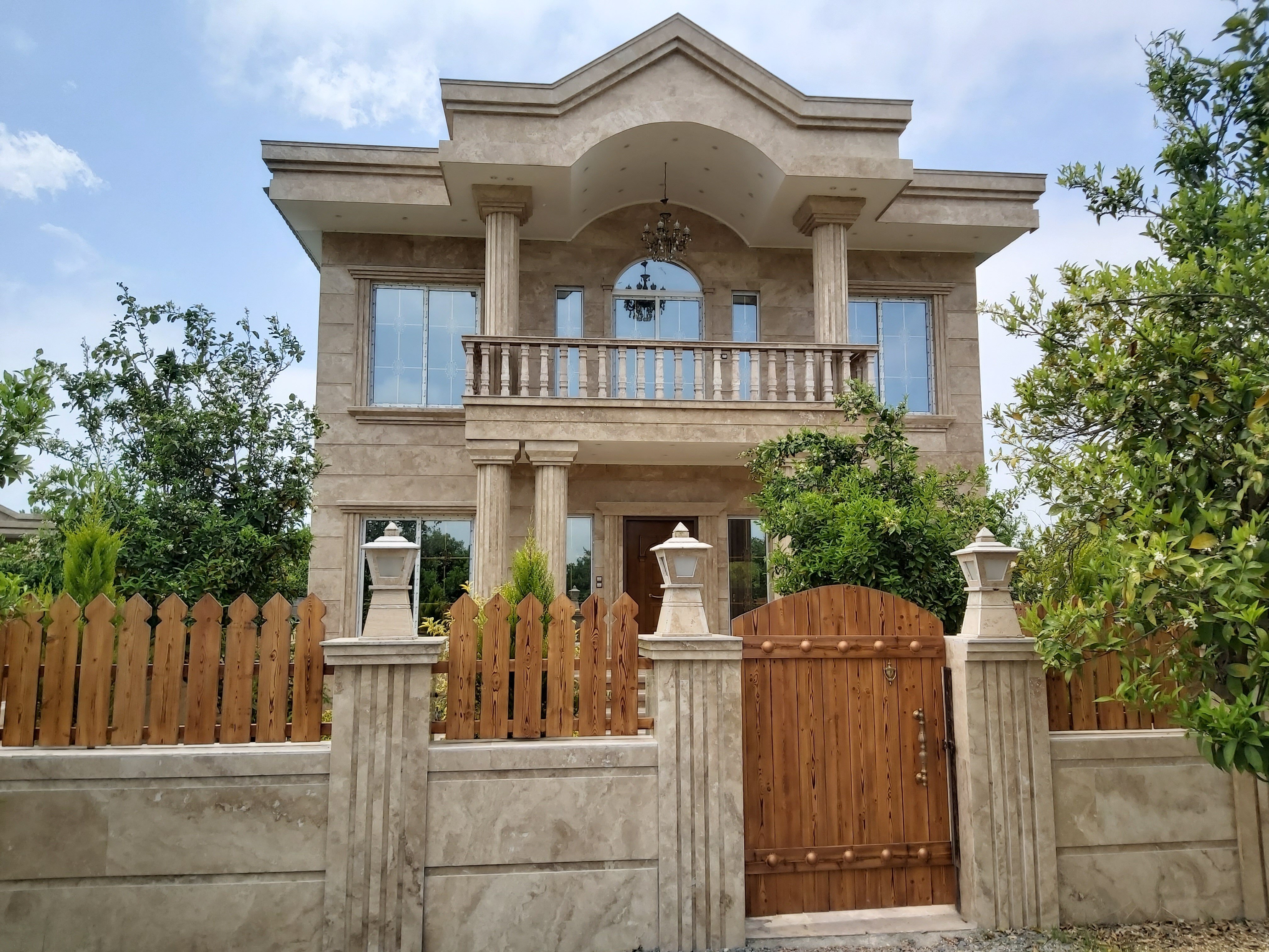 خرید ویلا خوش ساخت در کلوده