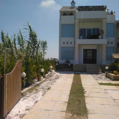 خرید ویلا اکازیون ساحلی (جکوزی)