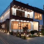 فروش ویلا مدرن در دامنه کوه در منطقه چلک